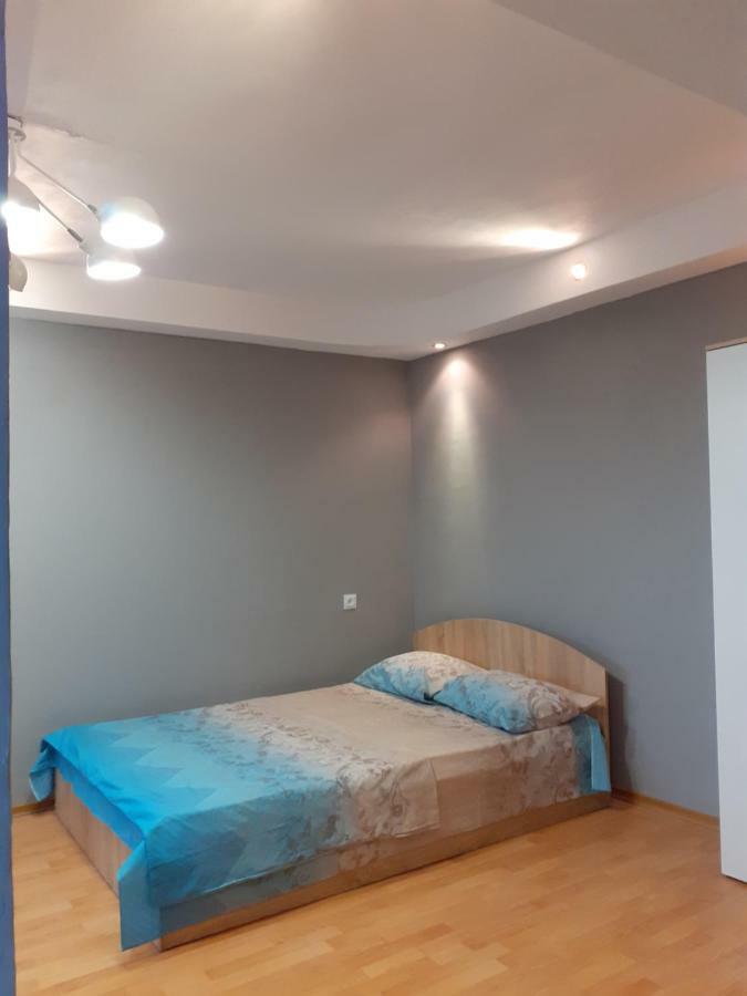 бульвар Перова 25, ТРЦ Квадрат, Skymall, Блокбастер Киев Экстерьер фото