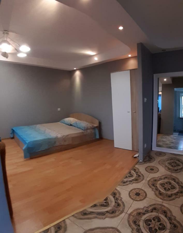 бульвар Перова 25, ТРЦ Квадрат, Skymall, Блокбастер Киев Экстерьер фото